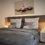 Salzhausblick Business - Zentrale Lage Am Salzhaus - Mwst-rechnung Verfügbar Apartamento Zittau