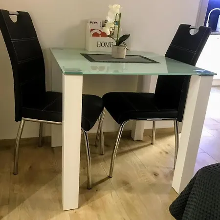 Salzhausblick Business - Zentrale Lage Am Salzhaus - Mwst-rechnung Verfügbar * Zittau