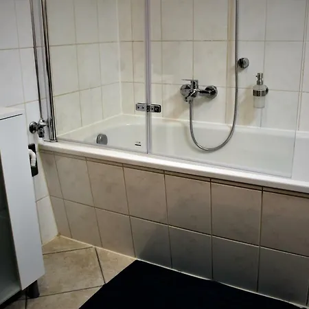 Апартаменты Salzhausblick Business - Zentrale Lage Am Salzhaus - Mwst-rechnung Verfuegbar Циттау