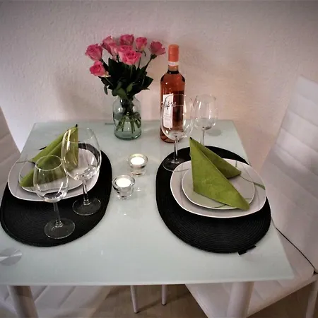 Salzhausblick Business - Zentrale Lage Am Salzhaus - Mwst-rechnung Verfuegbar * Zittau