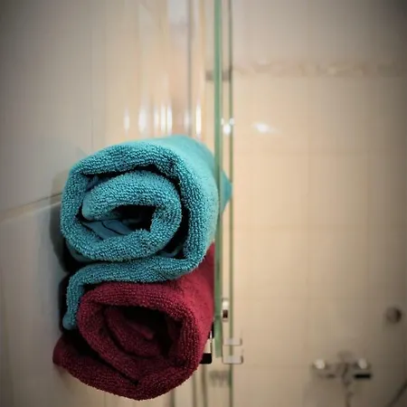 Salzhausblick Business - Zentrale Lage Am Salzhaus - Mwst-rechnung Verfügbar Apartamento Zittau