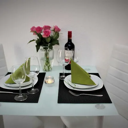 Salzhausblick Business - Zentrale Lage Am Salzhaus - Mwst-rechnung Verfügbar * Zittau