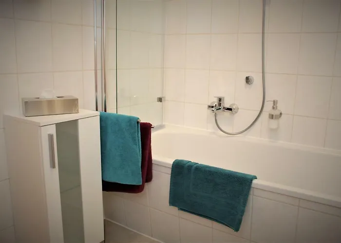 Salzhausblick Business - Zentrale Lage Am Salzhaus - Mwst-rechnung Verfuegbar شقة تسيتاو