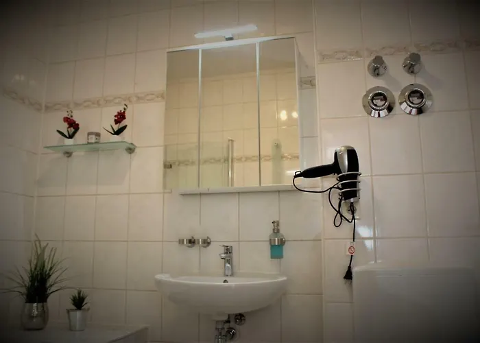 Salzhausblick Business - Zentrale Lage Am Salzhaus - Mwst-rechnung Verfuegbar شقة *